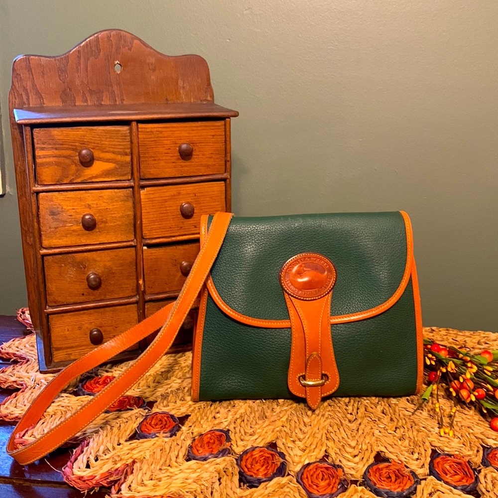 Vintage Dooney & Bourke bag.
